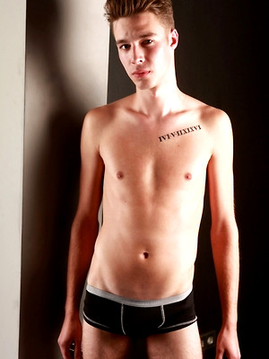 Hot boys nude photos - Noah posing