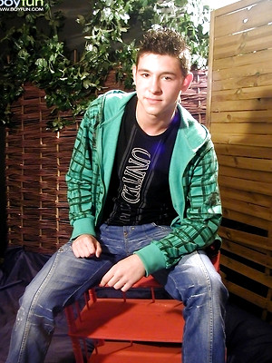 Gay boys pics - Gorgeous Bart eating grapes off his hard cock.