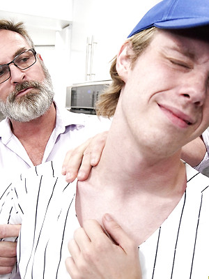 Gay sex pics with What a Boy Wants Ch 4: Sports Massage. Skylar Hill, Kristofer Weston