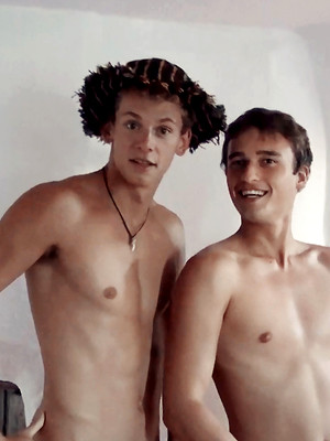 Free gay xxx pics with Back to Greece Part 29