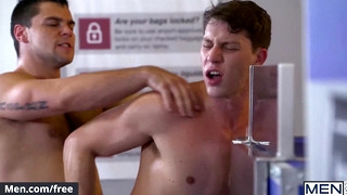 Gay porn video Paul Canon, Aspen - what's up his Ass