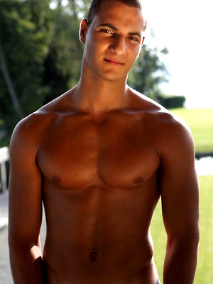 Gay porn pics cute italian posing nude