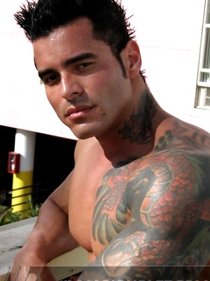 Gay sex pics with Jock poses outside and jerks off on bed