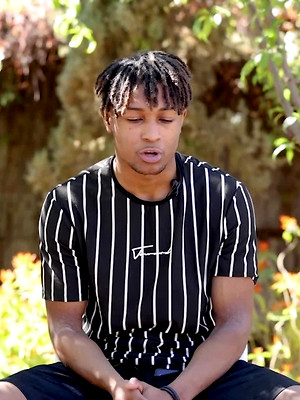 Free gay porn pics with Newbie Kendrix Carter Breaks Into The Industry With Help From A Friend!