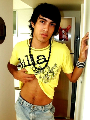 Twinks xxx pics - Neco plays with dick