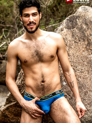 Free gay porn pics with Ibrahim Moreno barebacks Pietro Siren and Derek Allen