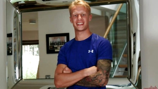Free gay sex with Straight Young Jake Returns to Show off his Ripped Body