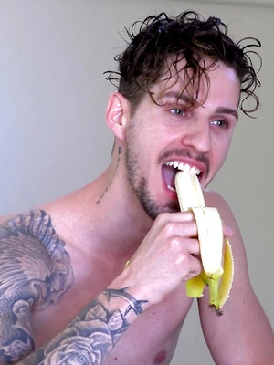 Cute uncut gay boys - Jeremy Barker Meets Milo Dawson In The GayHoopla Ice-Breaker