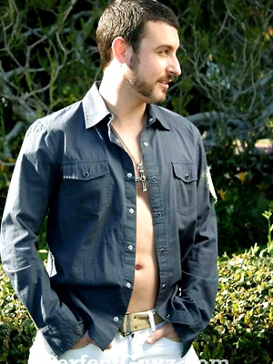 XXX gay photos of Gio shows his big dick