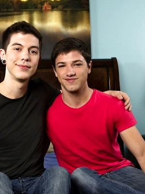 Gay boys pics - Skinny boys Scott Emerald and Jake Jonas strip and fuck