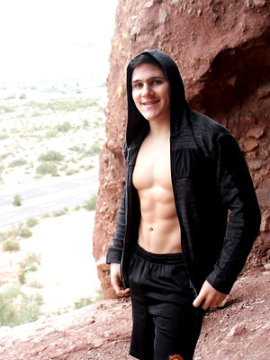 Gay boys pics - Brett Cady Jerks Off OUTSIDE