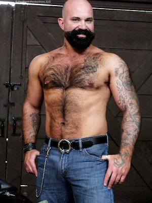 Gay pics of Victor West solo