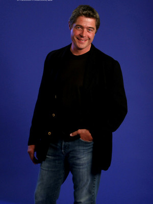 Free gay porn pics with John Walters solo