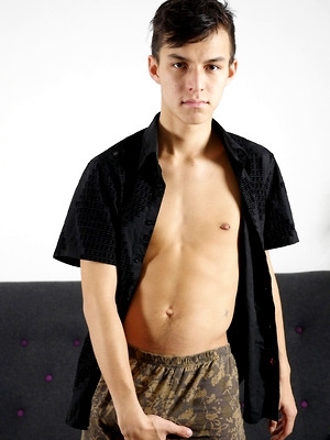 Gay boys pics - Maxxie Rivers