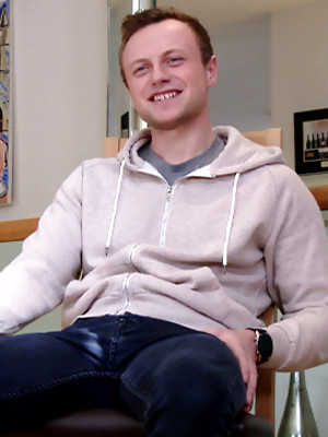 Twinks xxx pics - Straight Young Athletic Footballer Returns & Wanks his Hard Uncut Cock & Cums Everywhere!