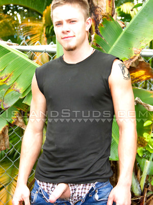 Gay porn pics Marine Bobby is BACK! Shooting a Big Load Outdoors in Hawaii!