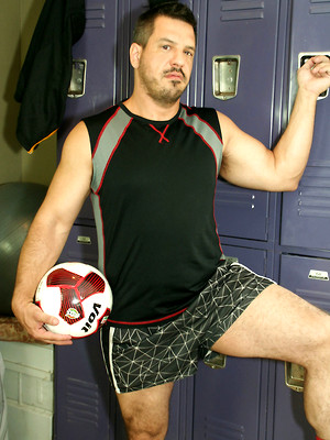 Gay sex pics with Rod Drainer solo