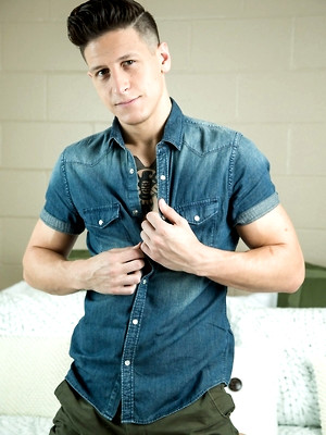 Cute uncut gay boys - Muscular guy Dalton Riley enjoys a wild anal threesome with a gay couple