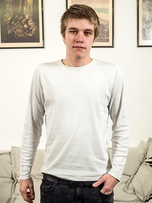 Hot gay sex pics with Twinks Ivan Sabado solo