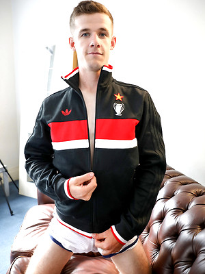 Gay boys pics - Tying up my hung mate Brad