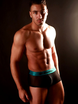 Free gay porn pics with strong guy