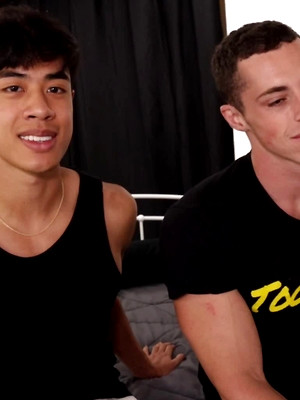 Gay porn pics David Slinger Preps For A Big Dick Piping From Muscle Stud Micky Mallato