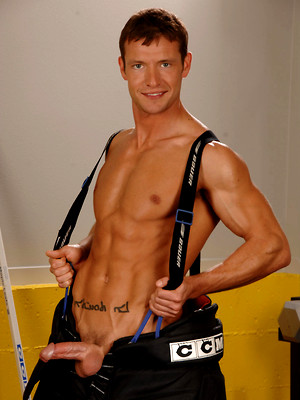 Gay male in Kevin Crows posing in a gym