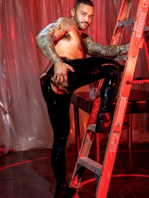 Hot gay sex pics with Slick Fucks