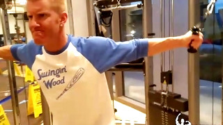 Free gay porn video Johnny Flexes