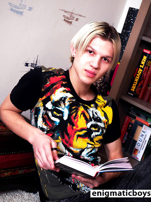 Cute uncut gay boys - Blonde twinkJess striping