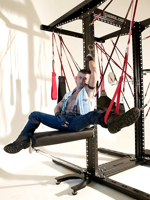 Gay pics of Jalif Studio