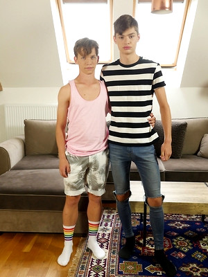 Hot twinks porn pics - Sexy boys Curtis Cameron and Jacob Dolce fucing