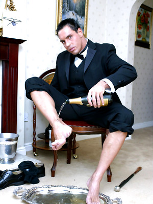 XXX gay photos of Hunky stud Marcello pours champagne all over his feet and then just has to wank