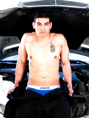 Free gay porn pics with Bad boy Cameron Johnson