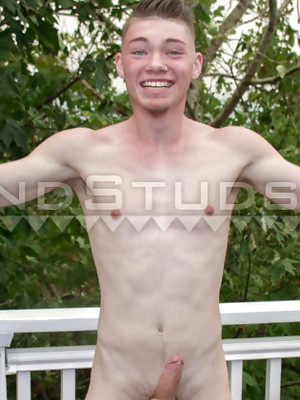 Gay pics of Uncut Xmas Twink Lucky: Proud Bisexual Santa, Opens Gaping Hole x5, Pees and x3 Blasts of Jizz in Chilly Winter!