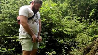Gay Outdoors porn video Huzzbearz Bear Pissing in the Woods